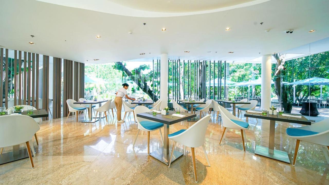 ตัมบูลี ซีไซด์ รีสอร์ต แอนด์ สปา Hotel มักตัน ภายนอก รูปภาพ